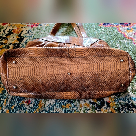 😍 FURLA LEATHER SHOULDER BAG PURSE 😍 IN GREAT CONDITION! - Picture 9 of 13